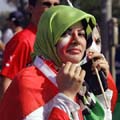 Болельщица сборной Ирана огорчена поражением своих любимцев//Reuters