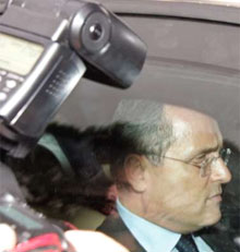 Президент Лацио Клаудио Лотито пока еще не знает судьбу своего клуба // Reuters